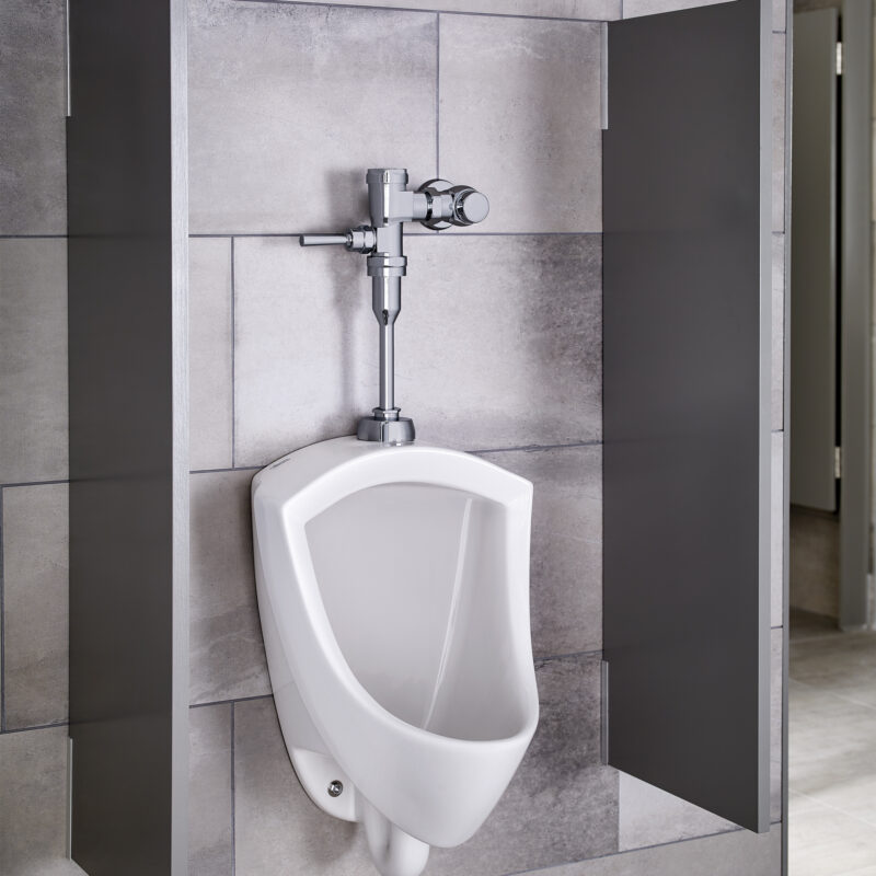 Fluxómetro manual para taza de 0.5 lpd FloWise